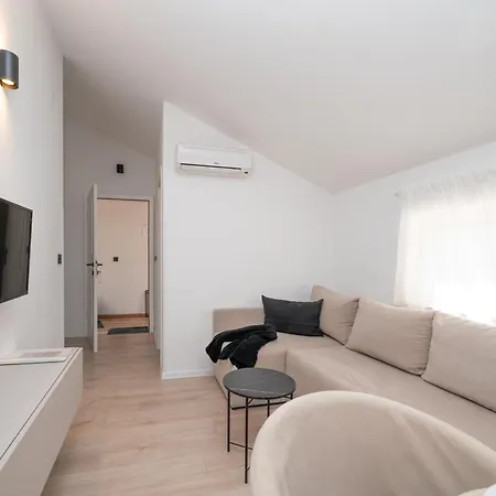 By The Sea Lopar, Rab - 27832 Apartment Lopar